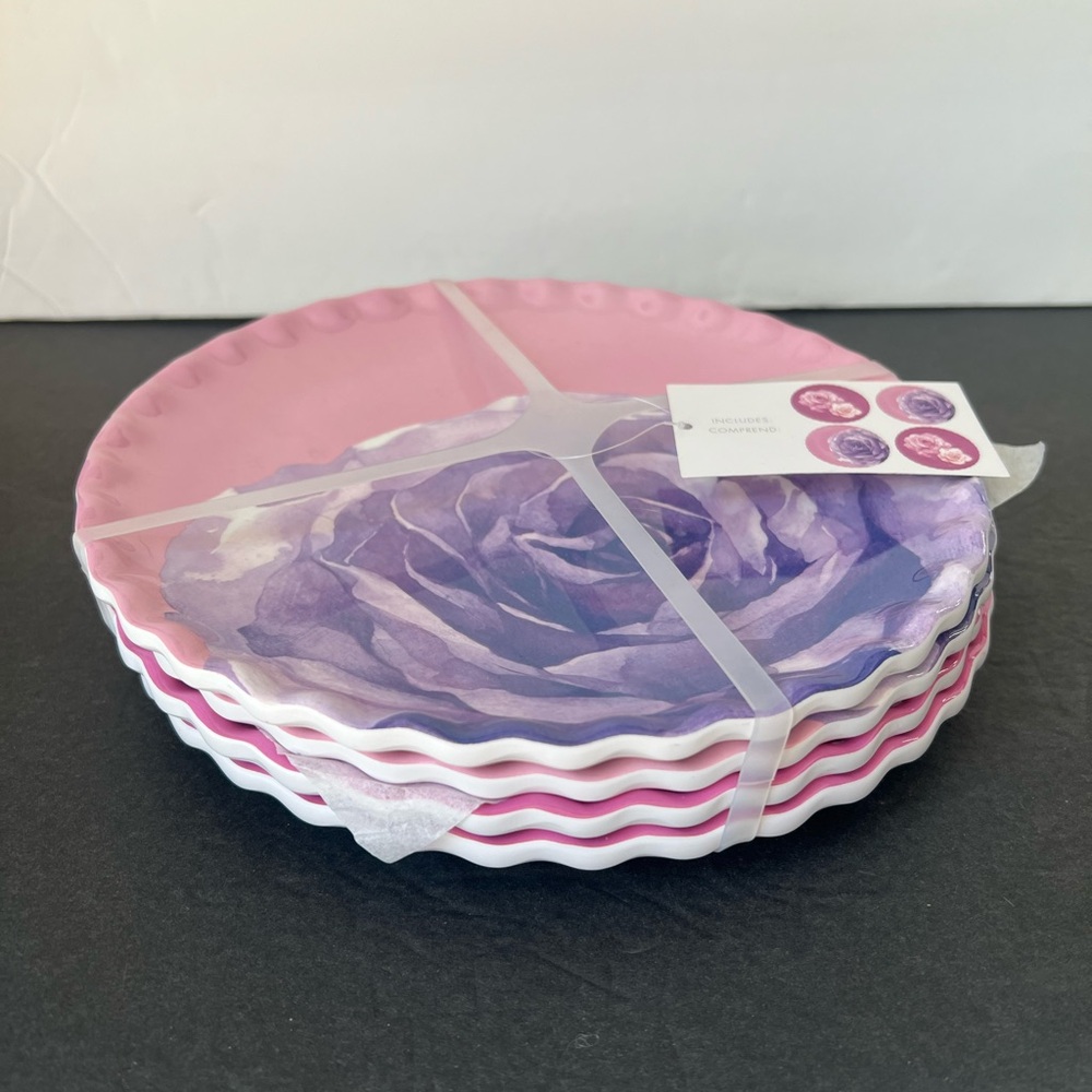 NWT Jolie Fleur Melamine Floral Plates, Set of 4